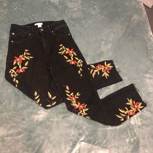 Embroidered floral H&M jeans boyfriend mom